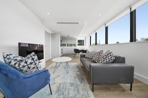 Central Seclusion image 12