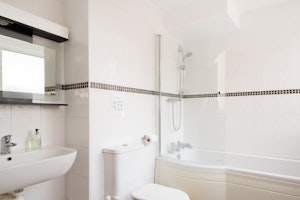 Grand Living image 4