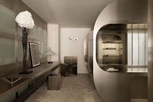 My House of Chrome image 9