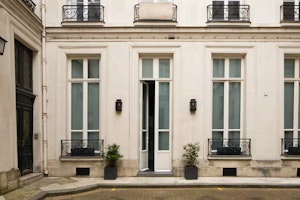 My House of Chrome image 6