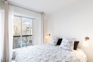 Pure Paris Life image 2