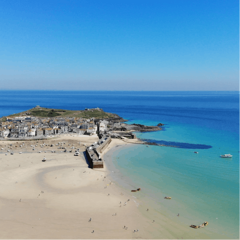 Explore the beautiful coastal town of St Ives, only an eight–minute drive away