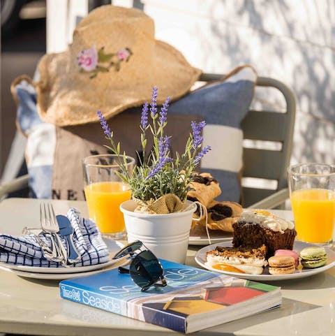 Treat yourself to breakfast on the front porch