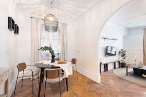 The Parisian Spirit image 10
