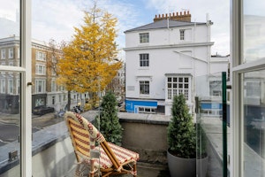 One Residence image 7