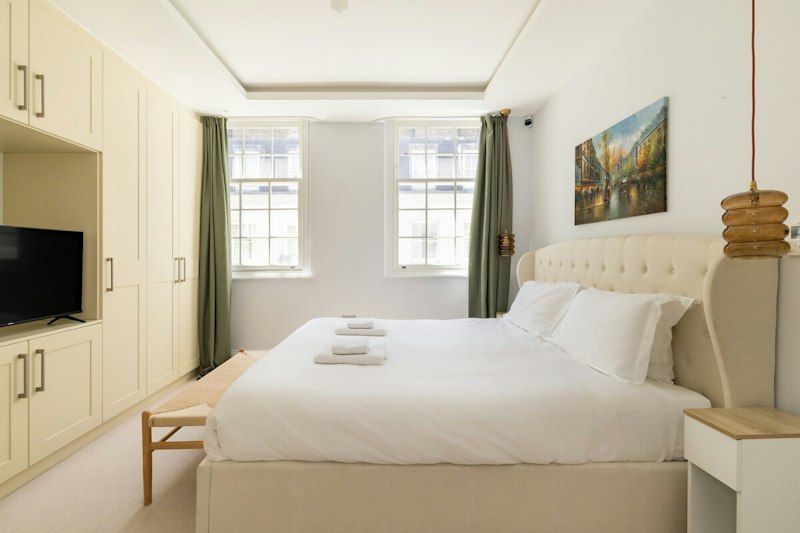 Elegant Belgravia additional image