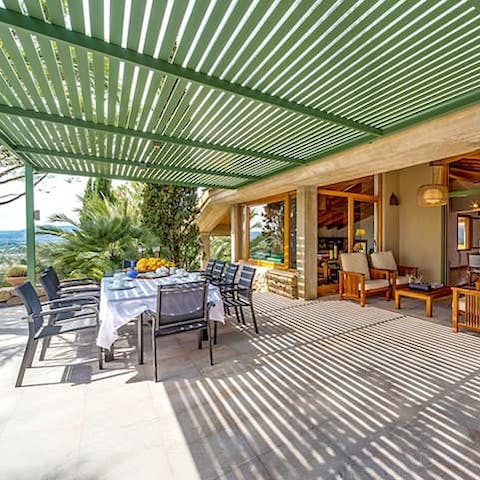 Dine alfresco under the shady covered terrace