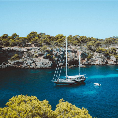 Explore Mallorca’s stunning coastline 