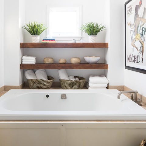 Get into ultimate relaxation mode with an evening in the soaking tub