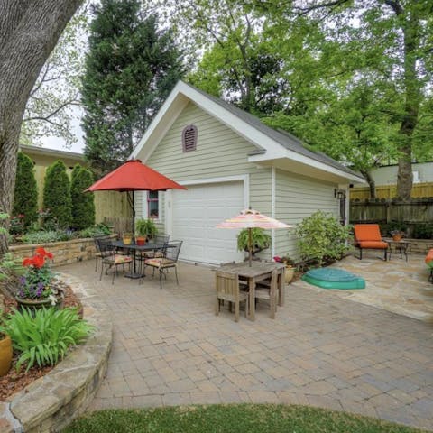 Dine alfresco and let the kids run around in the spacious back yard
