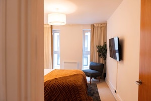 The Jewel of London image 7