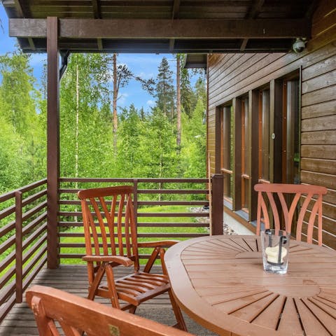 Savour a delicious home-cooked meal outside on the deck