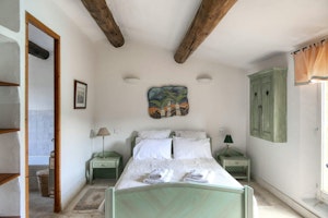 Vineyards & Villages image 9