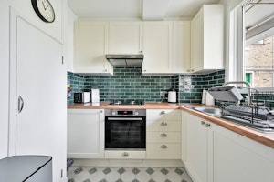 Islington Air image 7