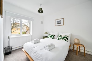 Islington Air image 2