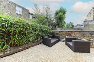 Regal Delight image 11