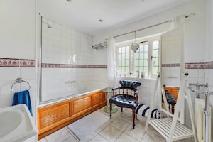 Orchard Hollow image 14