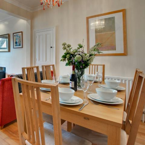 Set the table ready to share a tasty breakfast with your loved ones