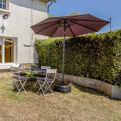 Dine alfresco in your sunny south-facing garden