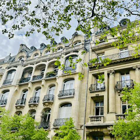 Explore the beautiful streets of the 16th arrondissement