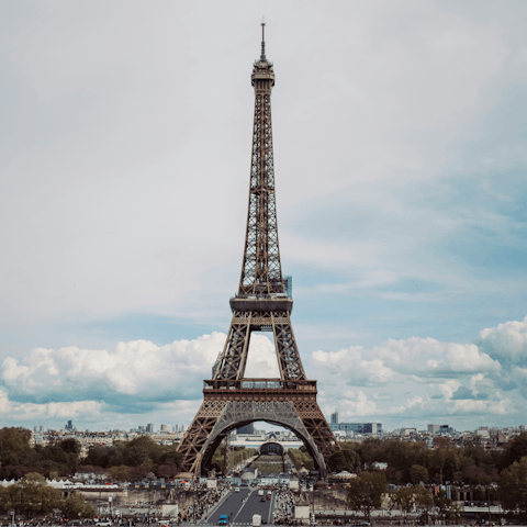 Enjoy incredible views across the Eiffel Tower from the  Trocadéro