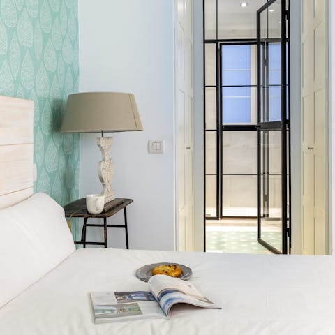 Step through the stylish glass doors into the bright ensuites from the bedrooms