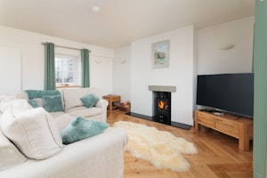 Harbour House image 1