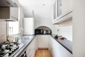 Notes of Notting Hill image 11