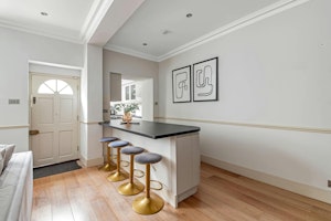 Notes of Notting Hill image 10