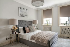 Notes of Notting Hill image 5