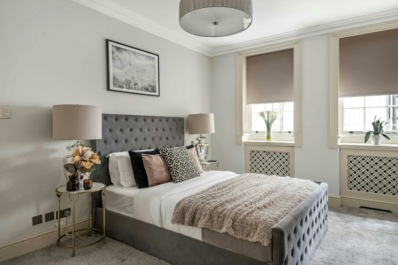 Notes of Notting Hill additional image