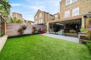 The Fulham Escape image 6