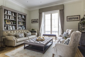A Knightsbridge Delight image 1
