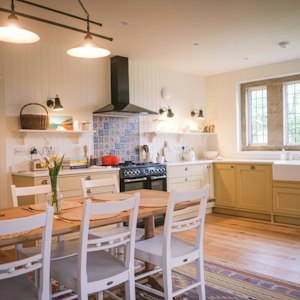 The Country Cottage image 6