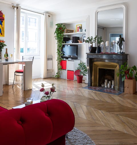 A Haussmannian herringbone parquet