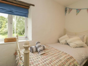 Shillingstone Cottage image 11