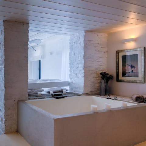 Treat yourself to a relaxing soak in one of the luxurious bathrooms 