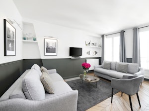 Le Gris Charmant image 1