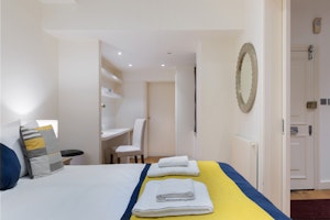 Albert's Abode image 10