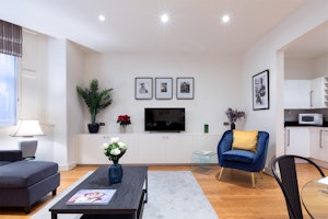 Albert's Abode image 4