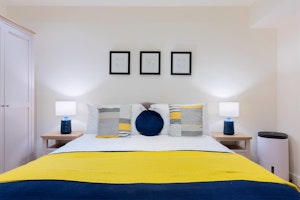 Albert's Abode image 3