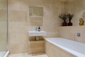 Albert's Abode image 2