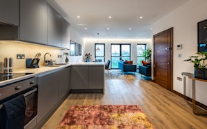 Royal Heights image 7