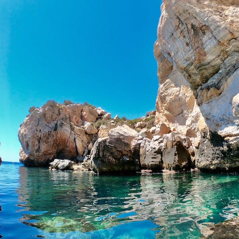 Explore the coves and beaches of the Costa del Sol – Marbella is a short drive away