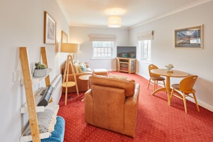 Harbourside Hideaway image 6