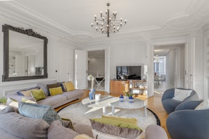 Luxe In Light image 14