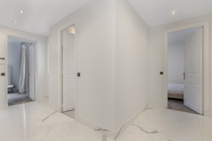Luxe In Light image 13