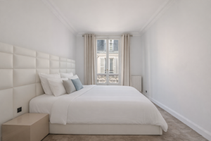 Luxe In Light image 6