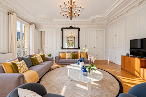 Luxe In Light image 4