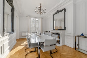 Luxe In Light image 2